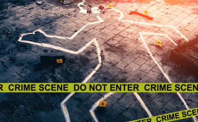 Read more about the article പ്രായപൂര്‍ത്തിയാകാത്ത മകളുമായി ഒളിച്ചോടി; യുവാവിനെ അച്ഛനും സുഹൃത്തും ചേര്‍ന്ന് വെട്ടികൊലപ്പെടുത്തി