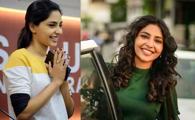 Read more about the article എനിക്ക് ഉറക്കമില്ലാത്ത രാത്രികള്‍ നല്‍കിയ ഒരു കഥ; പുതിയ സിനിമയുടെ വിശേഷങ്ങളുമായി ഐശ്വര്യ ലക്ഷ്മി