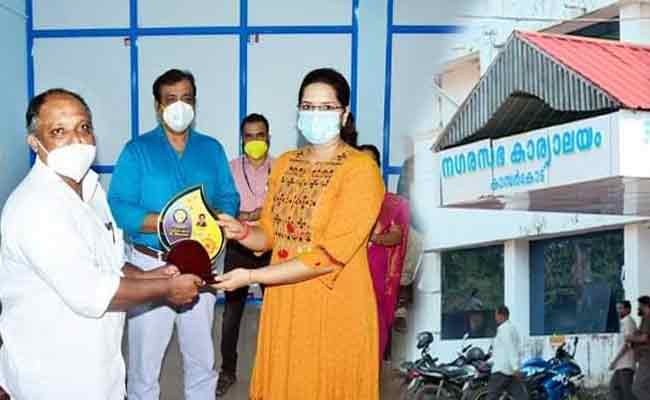 You are currently viewing കോവിഡ് പ്രതിരോധ പ്രവര്‍ത്തനങ്ങള്‍: കാസര്‍കോട് നഗരസഭയ്ക്ക് അഭിനന്ദന പ്രവാഹം