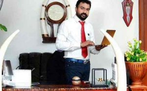 Read more about the article മ്യൂസിയത്തിന്‍റെ ദൃശ്യങ്ങളിൽ ആനക്കൊമ്പിന്‍റെ ചിത്രങ്ങൾ; മോൻസന്‍റെ വീട്ടിൽ വനം വകുപ്പിന്‍റെ പരിശോധന