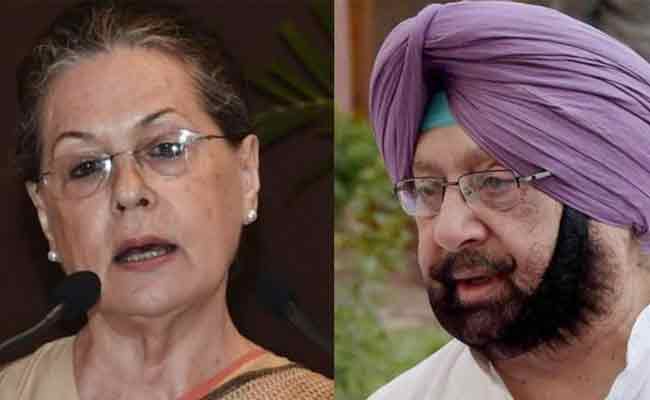 Read more about the article കോണ്‍ഗ്രസിലെ ഭിന്നതകള്‍ക്ക് ഒടുവില്‍ പഞ്ചാബ് മുഖ്യമന്ത്രി അമരീന്ദർ സിംഗ് രാജിവച്ചു; രാജിക്കത്ത് ഗവർണർക്ക് കൈമാറി