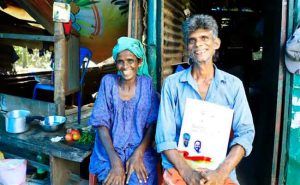 Read more about the article ”ജീവിതത്തില്‍ ആദ്യമായി ഞങ്ങള്‍ടെ പേരിലും ഭൂമിയായി…”; രാജനും മൈമുനയ്ക്കും ഭൂമി സ്വന്തം