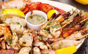 Read more about the article പടന്നയിൽ ഇനി ‘മീൻ രുചി’യുടെ വൈവിധ്യം; തീരമൈത്രി സീഫുഡ് റസ്റ്റോറന്റ് തുറന്നു