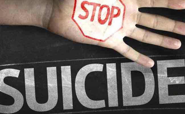 You are currently viewing ദേളിയിലെ എട്ടാം ക്ലാസ് വിദ്യാർത്ഥിനിയുടെ ആത്മഹത്യ; ബാലാവകാശ കമ്മീഷൻ കേസെടുത്തു