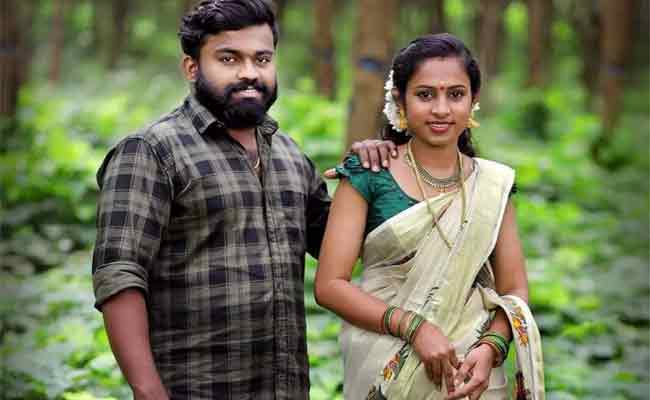 Read more about the article പയ്യന്നൂരിലെ സുനീഷയുടെ  ആത്മഹത്യ : ഭര്‍ത്താവ് വിജീഷ് അറസ്റ്റില്‍