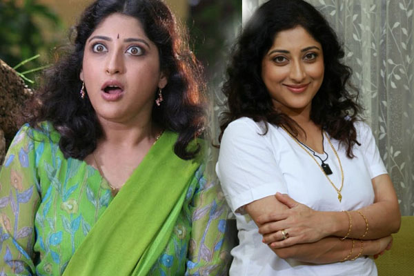 Read more about the article ഈ 52ാം വയസില്‍ ലക്ഷ്മി ഗോപാല സ്വാമി മുകേഷിനെ വിവാഹം കഴിക്കുമോ? അഭ്യൂഹങ്ങൾ അവസാനിപ്പിച്ചുകൊണ്ട് നടിയുടെ വെളിപ്പെടുത്തൽ