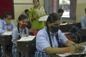 Read more about the article ആദ്യ രണ്ടാഴ്ച ക്ലാസ് ഉച്ചവരെ മാത്രം; കേരളത്തിൽ സ്‌കൂൾ തുറക്കലിന് അന്തിമ മാർഗരേഖയായി