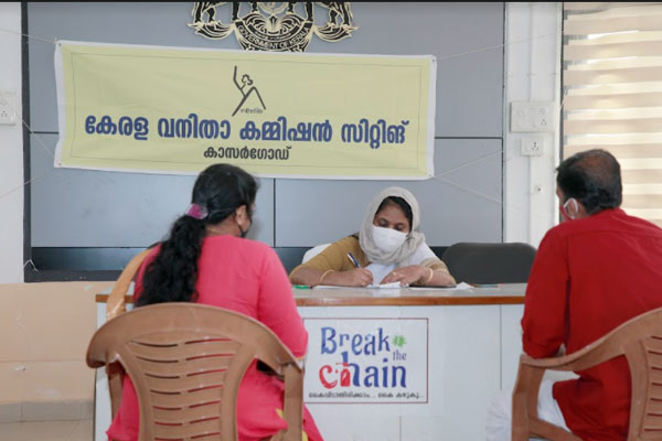 Read more about the article സ്ത്രീ സുരക്ഷക്കായുള്ള നിയമങ്ങള്‍ ദുരുപയോഗപ്പെടുത്തരുത്: വനിതാ കമ്മീഷന്‍