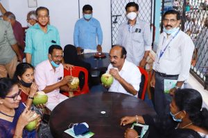 Read more about the article രുചിയേറും ഇളനീര്‍ പാനീയവുമായി അജാനൂരില്‍ കേരഗ്രാമം ഇളനീര്‍ പാര്‍ലര്‍