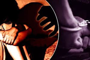 Read more about the article ചികിത്സയ്‌ക്കെത്തിയ പതിനേഴുകാരിയെ പീഡിപ്പിച്ചു;ഡോക്ടറും ആശുപത്രി മാനേജറും അറസ്റ്റിൽ