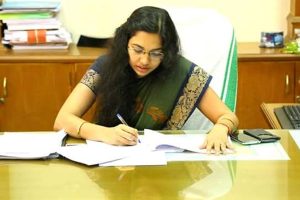 Read more about the article അടിസ്ഥാന സൗകര്യങ്ങള്‍ ഇല്ല; മംഗല്‍പാടി പഞ്ചായത്തിലെ ഫ്‌ളാറ്റുകളില്‍ കളക്ടര്‍ പരിശോധന നടത്തി