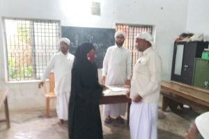 Read more about the article സമസ്ത പൊതുപരീക്ഷ; റാങ്ക് നേടിയ വിദ്യാർത്ഥിയെ അഭിനന്ദിച്ചു