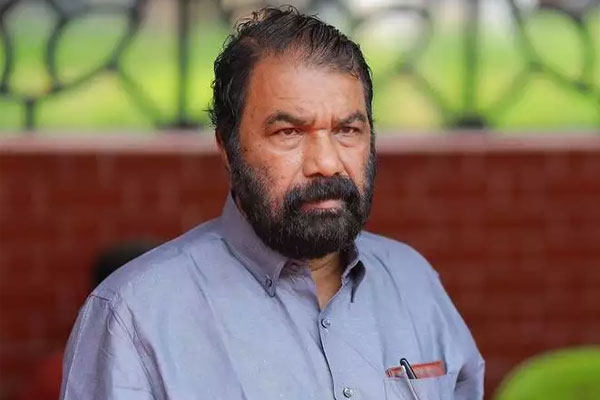 Read more about the article കൊവിഡ് വാക്സിനെടുക്കാതെകേരളത്തിൽ  അയ്യായിരത്തോളം അധ്യാപകർ; സ്‌കൂളിൽ വരേണ്ടെന്നും വീട്ടിൽ ഇരുന്നാൽ മതിയെന്നും മന്ത്രി വി. ശിവൻകുട്ടി