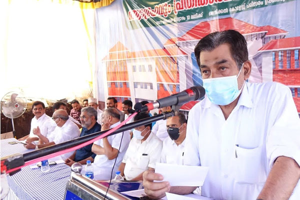 Read more about the article കാസർകോട് മെഡിക്കൽ കോളേജിനോടുള്ള സർക്കാർഅവഗണന; മുസ്‌ലിം ലീഗ് ജില്ലാ കമ്മിറ്റി സത്യാഗ്രഹവും പ്രതീകാത്മ ഒ.പി. പ്രവർത്തനവും നടത്തി