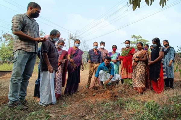 Read more about the article മടിക്കൈ ഗ്രാമ പഞ്ചായത്തില്‍ പച്ചത്തുരുത്തുകളുടെ സൗന്ദര്യവത്കരണം; ഉദ്ഘാടനം നടന്നു