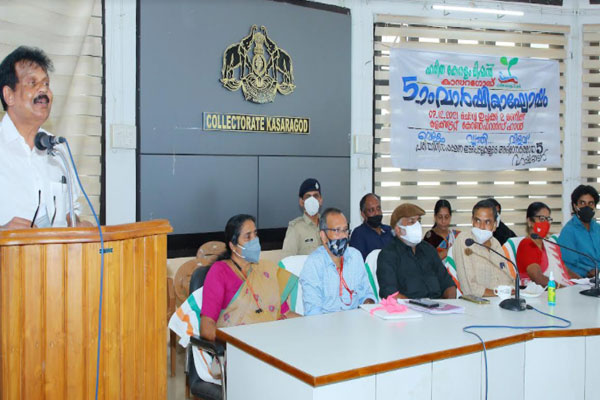 You are currently viewing ഹരിത പാതയില്‍ അഞ്ച് അഭിമാന വര്‍ഷങ്ങള്‍; ഹരിത കേരളം മിഷന്‍ വാര്‍ഷികാഘോഷം എന്‍.എ നെല്ലിക്കുന്ന് എം.എല്‍.എ ഉദ്ഘാടനം ചെയ്തു