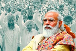 Read more about the article കർഷക സംഘടനകളുമായി ചർച്ച; കേസുകളെല്ലാം പിന്‍വലിക്കും; കർഷകർക്ക് മുന്നിൽ മുട്ടുമടക്കി കേന്ദ്ര സര്‍ക്കാര്‍