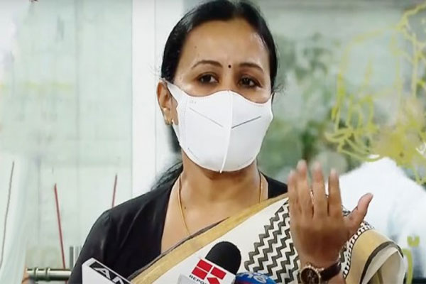 Read more about the article കൊച്ചിയിലെത്തിയ ഒമിക്രോണ്‍ രോഗിയുടെ സമ്പര്‍ക്കപ്പട്ടിക വിപുലം: മാളുകളും  റസ്റ്റോറന്റുകളും സന്ദർശിച്ചു ; സമ്പര്‍ക്കത്തിലുള്ളവര്‍ ജാഗ്രത പാലിക്കണമെന്ന് ആരോഗ്യവകുപ്പ്