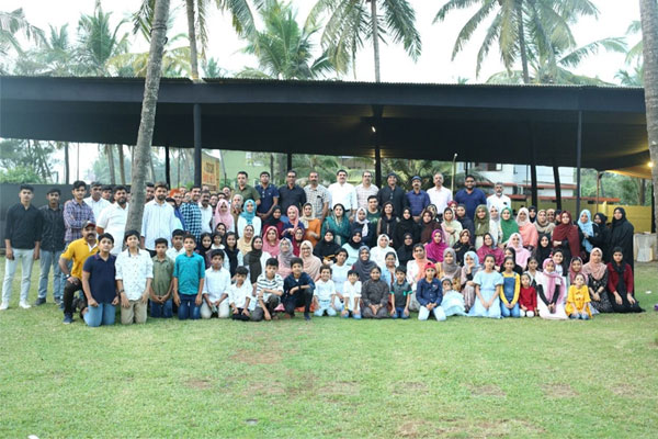 Read more about the article തളിപറമ്പ് സർ സയ്യദ് കോളേജിലെ കൂട്ടായ്മ   ‘ഓസ്കാർ’ കുടുംബ സംഗമം സംഘടിപ്പിച്ചു