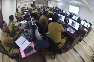 Read more about the article വർഗീയ വിദ്വേഷം പ്രചരിപ്പിച്ചാൽ അഡ്‌മിനെയും അകത്താക്കും; സോഷ്യൽ മീഡിയയിൽ പിടിമുറുക്കാൻ കേരളാ പോലീസ്