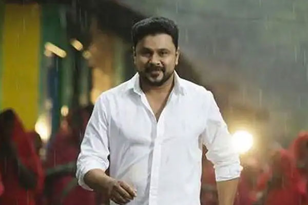 Read more about the article ദിലീപ് ഗൂഢാലോചന നടത്തിയെന്ന കേസിൽ നിരവധി വഴിത്തിരിവുകൾ; പ്രതികളിലൊരാൾ മാപ്പു സാക്ഷിയാകാൻ സാധ്യത