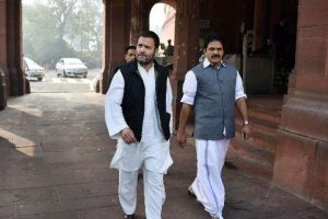 Read more about the article മോദി ഉൾപ്പെട്ടാണ് കരാർ ഒപ്പിട്ടത് എന്നത് ഞെട്ടിക്കുന്ന വസ്തുത; പെ​ഗാസസ് വിഷയം പാർലമെൻറിൽ ശക്തമായി ഉന്നയിക്കാൻ കോൺഗ്രസ്