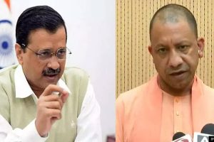 Read more about the article കൊവിഡ്: യോഗി സര്‍ക്കാര്‍ ശ്മശാനങ്ങള്‍ ഉണ്ടാക്കുക മാത്രമല്ല ആളുകളെ അവിടെയെത്തിക്കാനുള്ള സജ്ജീകരണങ്ങളും ചെയ്തു: കെജ്‌രിവാള്‍