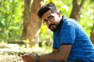 Read more about the article വിവാഹ വാഗ്ദാനം നൽകി പീഡനം; വ്‌ളോഗർ ശ്രീകാന്ത് വെട്ടിയാർക്കെതിരെ ബലാത്സംഗക്കേസ്  രജിസ്റ്റർ ചെയ്തു