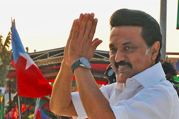 You are currently viewing സ്റ്റാലിൻ്റെ പേരിൽ ക്ഷേത്രങ്ങൾ ഇടിച്ചുപരത്തുമെന്ന സൂചനയുള്ള വ്യാജ വാർത്ത; തമിഴ്‌നാട് യുവമോർച്ച അധ്യക്ഷനെതിരെ കേസെടുത്തു