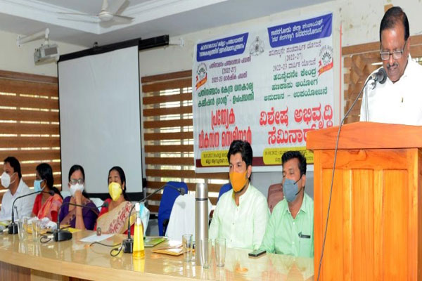 You are currently viewing പ്രാദേശിക സര്‍ക്കാരുകളുടെ പ്രവര്‍ത്തനത്തിന് തടസ്സമാകുന്ന നിയന്ത്രണങ്ങള്‍ നീക്കണം: രാജ്‌മോഹന്‍ ഉണ്ണിത്താന്‍ എം.പി