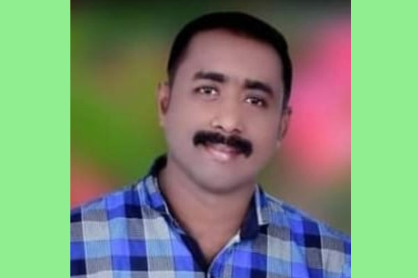 Read more about the article ഓട്ടോറിക്ഷ തൊഴിലാളിയും കലാകാരനുമായ വിനയനും വേണം വിനീതരുടെ സഹായ ഹസ്തം; പ്രതീക്ഷയോടെ കുടുംബം