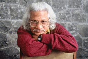 Read more about the article ലൈഫ് മിഷന് ഐക്യദാര്‍ഡ്യം; ഭൂ-ഭവന രഹിതര്‍ക്ക്  വീട് നിർമ്മിക്കാൻ തറവാട്ട് സ്വത്തായ 13.5 സെന്റ് ഭൂമി സർക്കാരിന് വിട്ടുനല്‍കി അടൂര്‍ ഗോപാലകൃഷ്ണന്‍