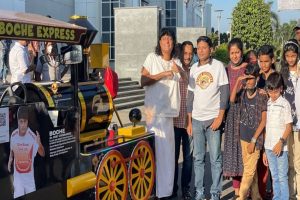 Read more about the article ‘ബോചെ എക്സ്‌പ്രസ് ’ വിനോദ തീവണ്ടി ഓടിത്തുടങ്ങി