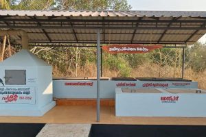 Read more about the article സ്ഥാപന മാലിന്യ പരിപാലനത്തിന് പുത്തന്‍ മാതൃകതീര്‍ത്ത് കയ്യൂര്‍-ചീമേനി പഞ്ചായത്ത്