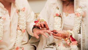 Read more about the article ആദ്യരാത്രി നവ വധുവിനൊപ്പം  താമസിച്ചതിന് ശേഷം സ്വര്‍ണവും പണവുമായി വരന്‍  മുങ്ങി