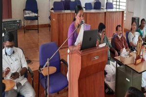 Read more about the article ഈസ്റ്റ് എളേരിയിലും പേപ്പര്‍ രഹിത ബജറ്റ്  അവതരണം; അടിസ്ഥാന സൗകര്യമേഖലയ്ക്ക് ഉയര്‍ന്ന പ്രാധാന്യം;  കാര്‍ഷിക, വിനോദ സഞ്ചാര മേഖലകള്‍ക്ക് മുന്‍തൂക്കം