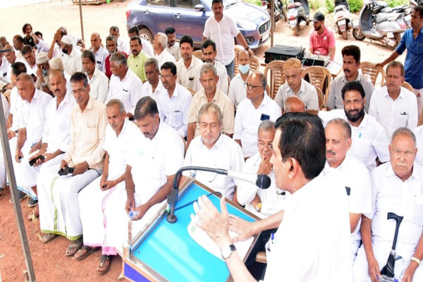 Read more about the article കേന്ദ്ര-  സംസ്ഥാന സർക്കാർ നയങ്ങളിൽ പ്രതിഷേധം;  സ്വതന്ത്ര കർഷക സംഘം കളക്ട്രേറ്റ് ധർണ്ണ നടത്തി