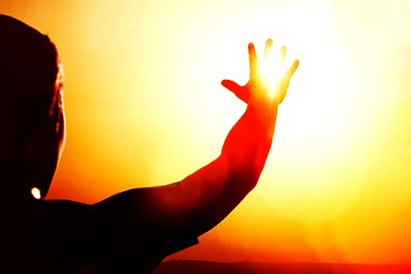 You are currently viewing താപനില ക്രമാതീതമായി ഉയരുന്നു; കാസർകോട് ജില്ലയിൽ തൊഴിലാളികളുടെ ജോലിസമയം ക്രമീകരിച്ച് ഉത്തരവായി