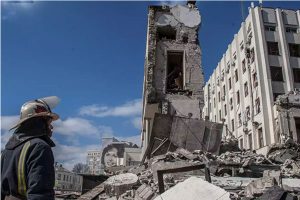 Read more about the article ഉക്രൈൻ്റെ  ഏറ്റവും വലിയ സൈനിക ഇന്ധന സംഭരണ കേന്ദ്രം  കലിബര്‍ ക്രൂയിസ് മിസൈലുകള്‍ ഉപയോഗിച്ച് തകർത്തു; അവകാശവാദവുമായി റഷ്യ