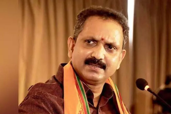 Read more about the article പോലിസിനെ ഉപയോഗിച്ച് സമരത്തെ അടിച്ചമര്‍ത്താന്‍ ശ്രമിച്ചാല്‍ കൈയും കെട്ടി നില്‍ക്കില്ല; കെ റെയില്‍ പദ്ധതിക്കെതിരേ യു.ഡി.എഫുമായി ചേര്‍ന്ന് സമരത്തിനില്ലെന്ന് കെ. സുരേന്ദ്രന്‍