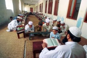 Read more about the article രാവിലെയുള്ള പ്രാര്‍ഥനകള്‍ക്കൊപ്പം ഇനിമുതല്‍ ദേശീയ ഗാനവും ആലപിക്കണം; നിര്‍ബന്ധമാക്കി യു. പി മദ്രസ കൗണ്‍സില്‍