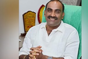 Read more about the article ഹിജാബ് ധരിക്കണമെന്ന് നിർബന്ധമുള്ളവർ അത് അനുവദിക്കുന്ന രാജ്യത്ത് പോകൂ; വിദ്വേഷ പ്രതികരണവുമായി ബി.ജെ.പി നേതാവ്