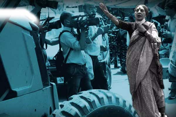 Read more about the article ജഹാംഗിർപുരിയിലെ കെട്ടിടംപൊളിക്കൽ; ബുള്‍ഡോസറുകള്‍ക്ക് മുന്നില്‍ കയറിനിന്ന് നിർത്തിവെപ്പിച്ചു ബൃന്ദ കാരാട്ട്