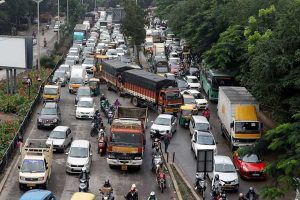 Read more about the article യാത്രകള്‍ക്കായി മുസ്‌ലിം കാബ് ഡ്രൈവര്‍മാരെ വിളിക്കരുത്; കര്‍ണാടകയില്‍ വീടുകൾ തോറും കയറി  സംഘ്പരിവാര്‍ പ്രചാരണം