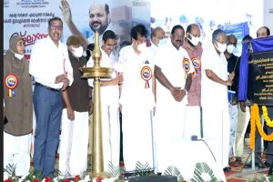 Read more about the article പൊതുമേഖലാ സ്ഥാപനങ്ങളെ സര്‍ക്കാര്‍ സംരക്ഷിക്കുകയും കൂടുതല്‍ ഉയരത്തിലേക്ക് കൊണ്ടു പോവുകയും ചെയ്യും; കെല്‍ ഇ.എം.എല്‍ ഉദ്ഘാടനം ചെയ്ത്  മുഖ്യമന്ത്രി പിണറായി വിജയന്‍