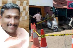Read more about the article മൂന്ന് സ്‌കൂട്ടറുകളിൽ ആറു പേർ; കടയിലേക്ക് പാഞ്ഞുകയറി തുരുതുരാ വെട്ടി; പാലക്കാട് ആർ.എസ്.എസ് നേതാവിൻ്റെ  കൊലപാതകത്തിൽ സി.സി.ടി.വി ദൃശ്യങ്ങൾ പുറത്തുവന്നു