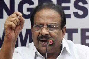 Read more about the article കെ റെയിൽ  സമരക്കാരെ പൊലീസ് ബൂട്ടിട്ട് ചവിട്ടി പോലീസ്; സമരക്കാരെ കായികമായി നേരിട്ടാൽ, പൊലീസിനെ ജനം തെരുവിൽ കൈകാര്യം ചെയ്യുമെന്ന് കെ. സുധാകരൻ