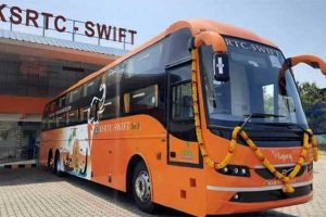 Read more about the article നെഗറ്റിവ് പ്രചാരണങ്ങൾ സ്വിഫ്റ്റ് ബസിന് നേട്ടമായി; ലഭിച്ചത് പരസ്യം നല്‍കിയാല്‍ കിട്ടുന്നതിലേറെ പ്രശസ്തി