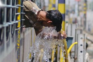 Read more about the article 122 വര്‍ഷങ്ങൾക്കിടയിലെ രാജ്യത്തെ  ഏറ്റവും ചൂടേറിയ മാര്‍ച്ച്‌ മാസം കടന്നുപോയി; ഏപ്രിലിലും ചൂട് കഠിനമാകുമെന്ന് മുന്നറിയിപ്പ്