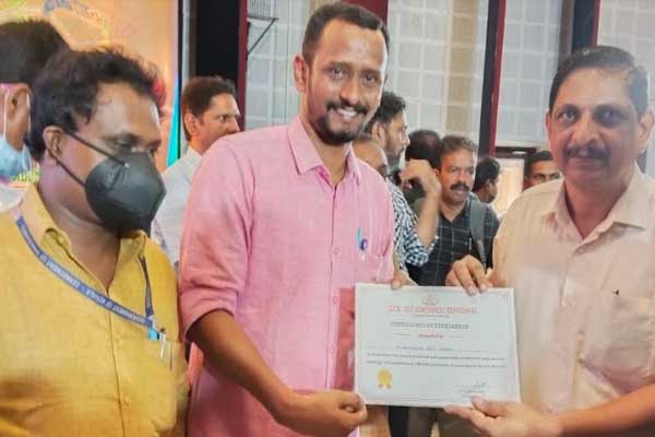 Read more about the article പട്ടികജാതി വികസന ഫണ്ടും പട്ടിക വര്‍ഗ്ഗ വികസന ഫണ്ടും നൂറ് ശതമാനം ചെലവഴിച്ചു; അജാനൂര്‍ ഗ്രാമ പഞ്ചായത്തിന് അനുമോദനം